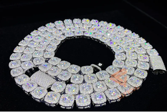 Custom Chains and Necklaces Design